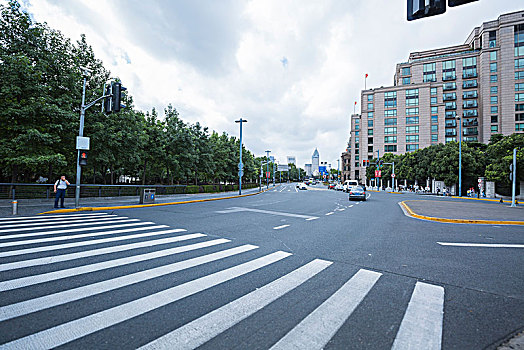 上海外滩,上海景点,中山东路,柏油路