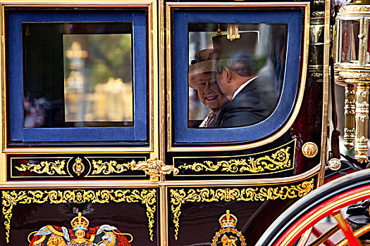 伊丽莎白二世女王,马车,印度尼西亚,白金汉宫,伦敦,英格兰