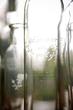 玻璃瓶,工作室