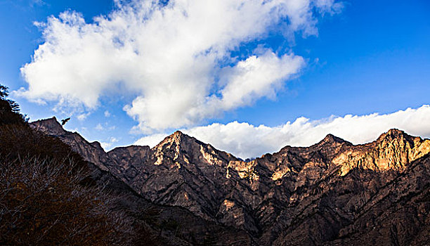 贺兰山