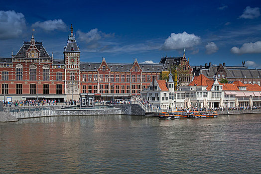 中央车站,枢纽站,前景,船,码头,运河,阿姆斯特丹,荷兰,欧洲