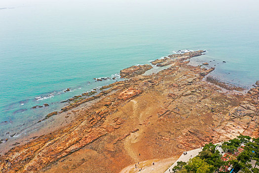 航拍山东青岛太平湾海岬角礁石林立