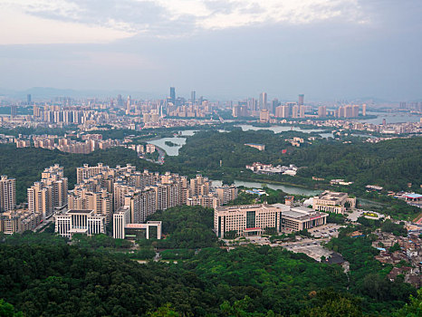 鸟瞰惠州城市市区建筑风光