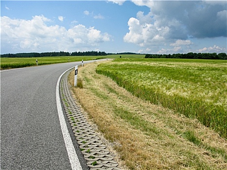 完美,道路