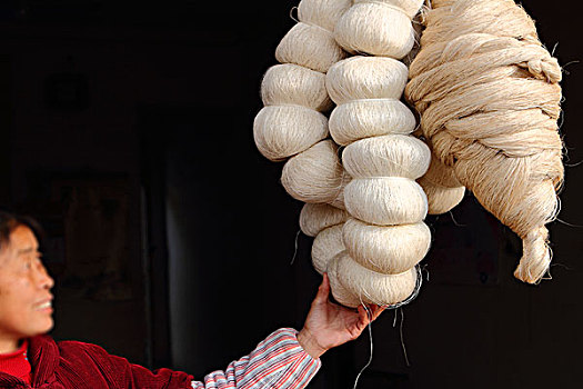 夏布生产-苎麻织线,线团