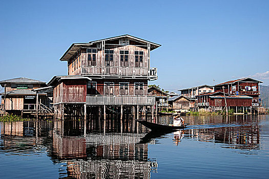 传统,房子,茵莱湖,反射,水,女人,木船,正面,掸邦,缅甸,亚洲