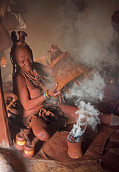 辛巴族妇女,衣服,考科韦尔德,纳米比亚,非洲