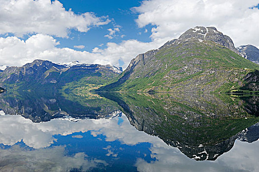 山峦,反射,湖,靠近,挪威,斯堪的纳维亚,欧洲