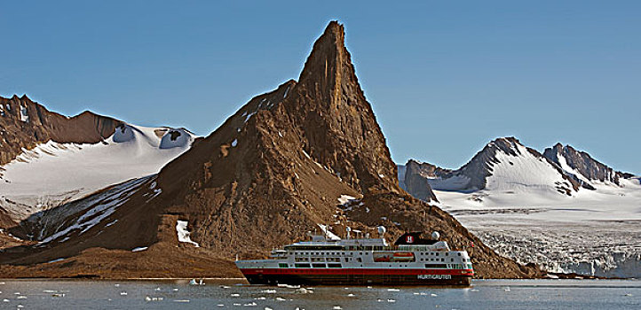 船,山,后面,冰河,右边,斯匹次卑尔根岛,北极,挪威,欧洲