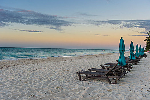 海滩,躺椅,优雅,湾,普罗维登西亚莱斯岛,特克斯和凯科斯群岛