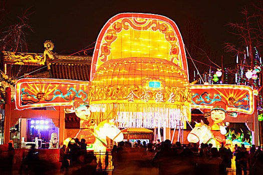 南京古秦淮古典建筑的夜景