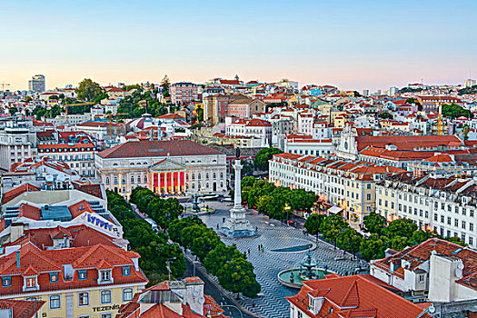 俯视图,电梯,罗斯奥广场,柱子,国家剧院,玛丽亚,日落,里斯本,葡萄牙