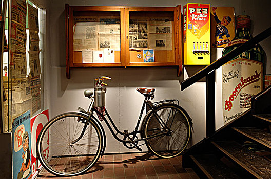 女性,自行车,奶壶,线,包,购物,20世纪50年代,展示,德国,盐,博物馆,吕内堡,下萨克森,欧洲