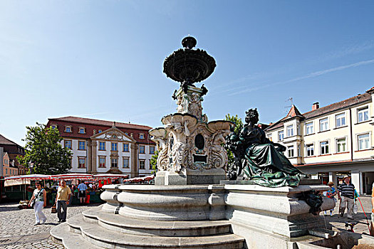 喷泉,马尔克特广场,广场,弗兰克尼亚,巴伐利亚,德国,欧洲