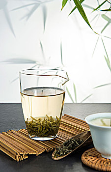 茶水,绿茶,茶杯,碧螺春茶,茶道