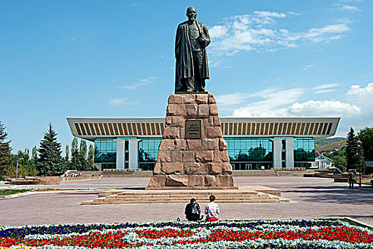 纪念建筑,诗人,正面,宫殿,共和国,阿拉木图,哈萨克斯坦,亚洲