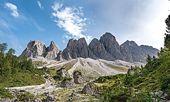 徒步旅行,山谷,仰视,顶峰,后面,多,白云岩,南蒂罗尔,意大利,欧洲