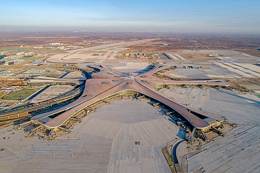 世界最大空港,北京大兴国际机场,凤凰展翅,精彩亮相,9月30日前正式通航