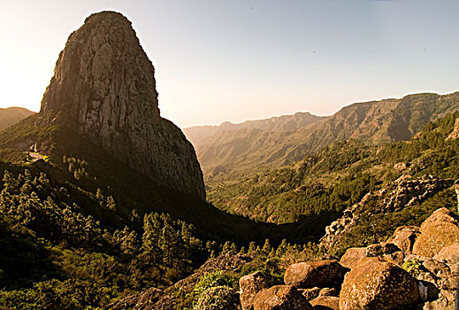 岩石构造,黄昏,加拉霍艾国家公园,加纳利群岛,西班牙
