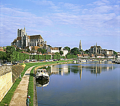 法国,勃艮第,欧塞尔,约纳河,前景