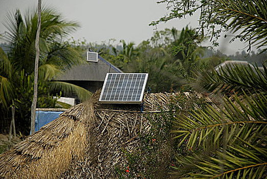 太阳能,屋顶,家,库尔纳市,孟加拉,2009年