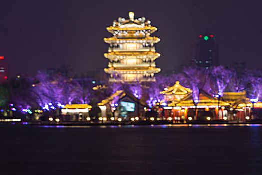 大明湖夜景