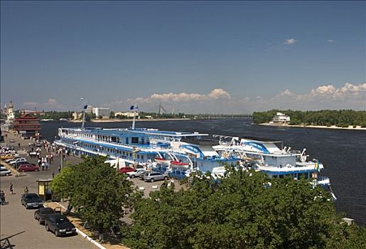 乌克兰,基辅,地区,旅游,船,河,海滩,河边,蓝天,2004年