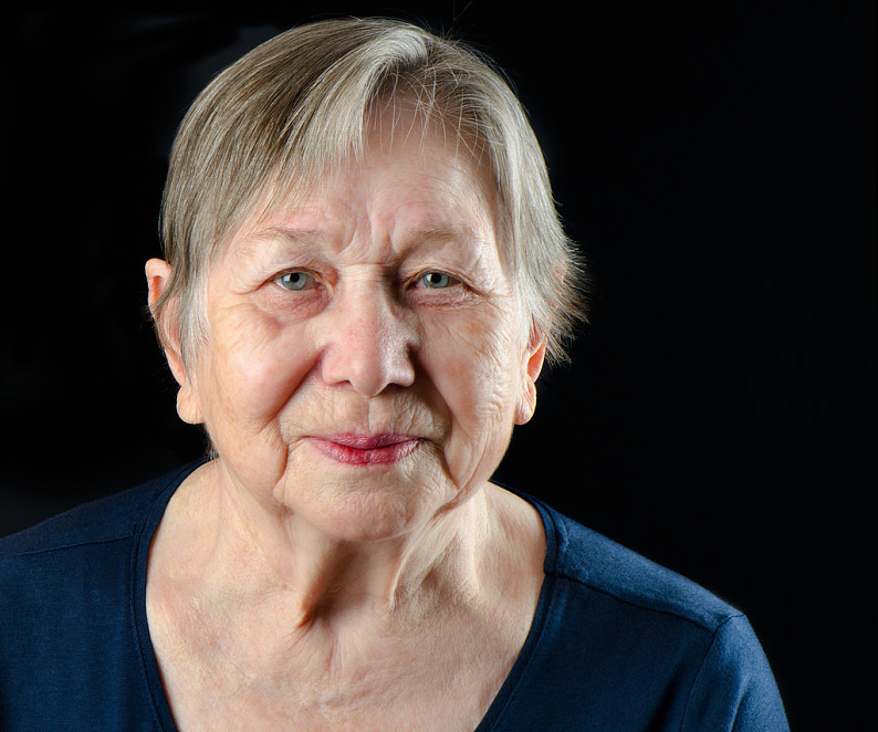 老人_女人_头像_高清图片_全景视觉