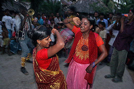 女性,舞者,乐队,聚会,搬运工,群体,跳舞,婚礼,娱乐,客人,安静,新娘,遥远,孟加拉,乡村,孙德尔本斯地区,人