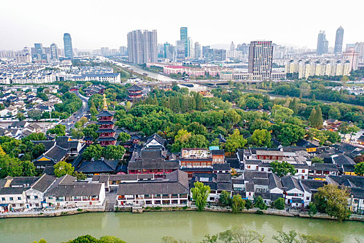 航拍江苏苏州寒山寺寺院建筑群