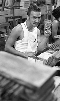 男人,雪茄工厂,卡马圭,古巴