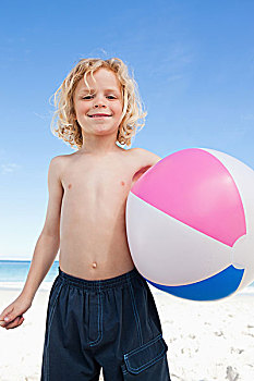 男孩,海滩,水皮球
