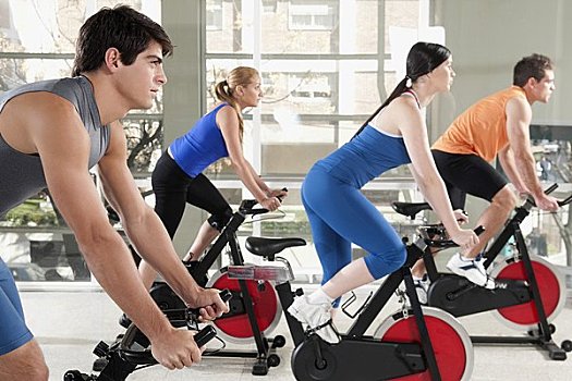 男人,女人,锻炼,健身自行车,体育馆