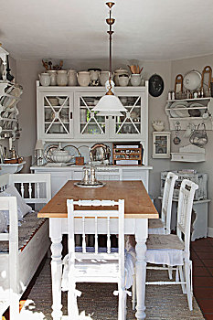 乡村,餐桌,白色,木椅,正面,柜橱,舒适,房间