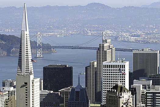 美国,加利福尼亚,旧金山,海湾大桥,泛美金字塔,前景