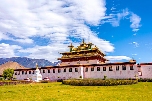中国西藏山南桑耶寺金大殿