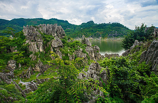 贵州兴义万峰湖景区,万峰湖,峡谷,山村,贵州,山水,自然,风景,兴义