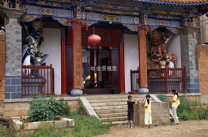 雲南昆明西山海源寺正門_圖片素材