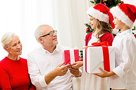 家庭,休假,圣诞节,人,概念,微笑,礼盒,在家
