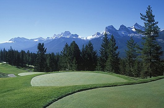 高尔夫球场,三姐妹山,加拿大,艾伯塔省