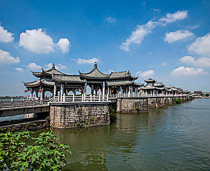 广东潮州中国四大古桥------广济桥