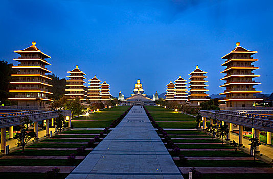 台湾,高雄,佛光山,佛陀纪念馆,佛陀纪念馆夜景