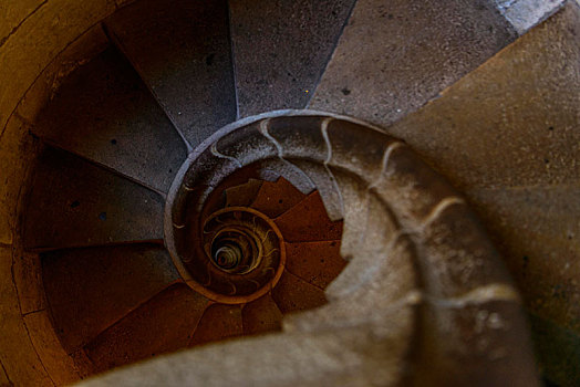 螺旋楼梯,神圣家族教堂,巴塞罗那,加泰罗尼亚,西班牙,欧洲