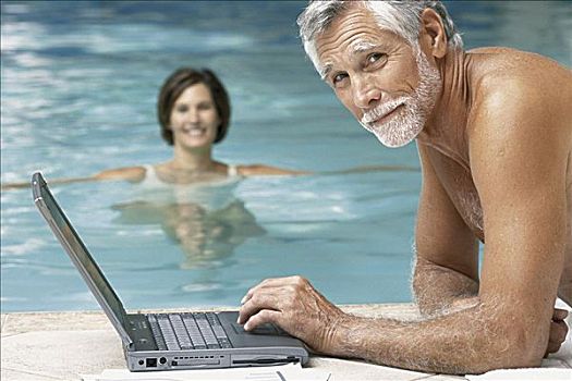 男人,女人,游泳池,电脑