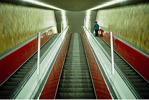 仰视,扶梯,地铁站,慕尼黑,德国