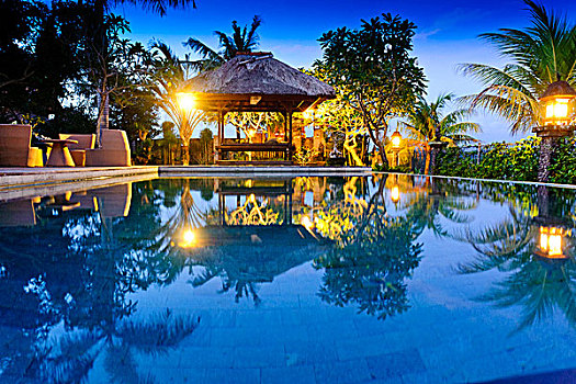 亚洲,印度尼西亚,巴厘岛,度假胜地,游泳池,晚上