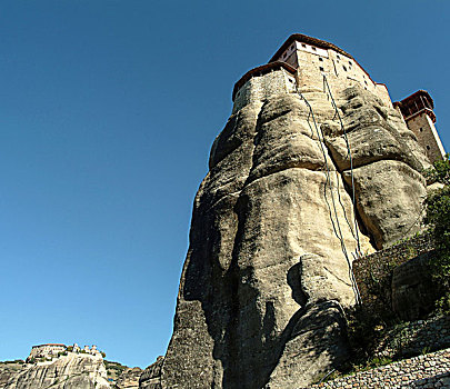 仰视,卢萨诺斯修道院,上面,岩石构造,米特奥拉,希腊
