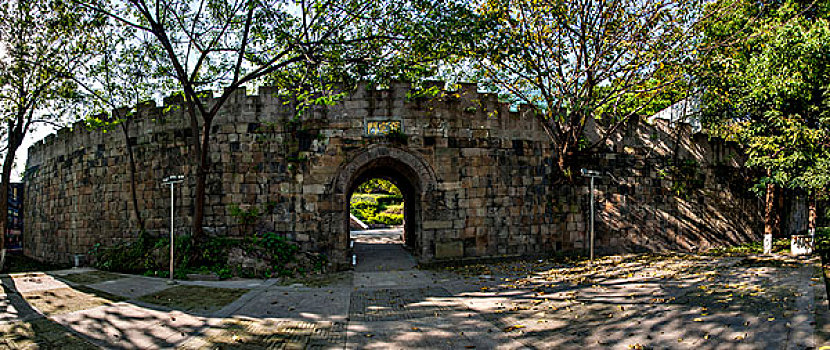 重庆老江北城门保定门及城墙
