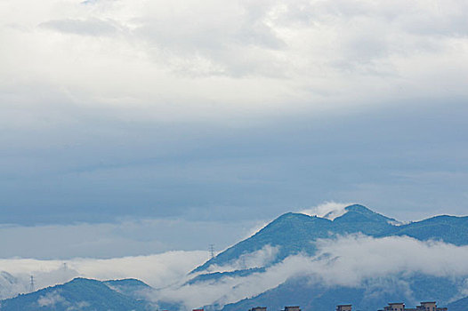 山峰与云海