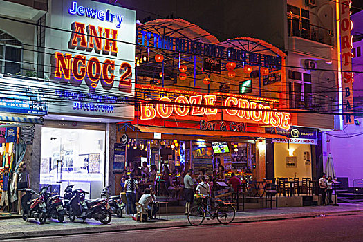 越南,芽庄,特色,酒吧,户外,夜晚